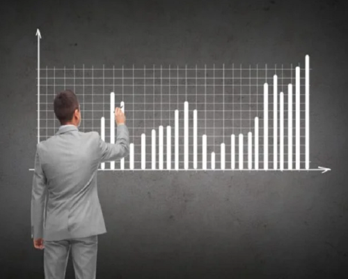 From Startup to Standout: Charles Spinelli on the HR Blueprint for Startup Progress